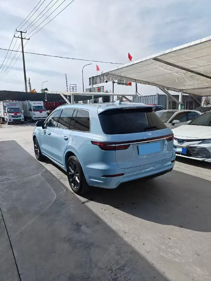 2020 Li ONE Range Extended 131HP REEV 40.5KWH,autocango,china used car exporter,china ev exporter,chinese used car exporter,chinese used ev exporter