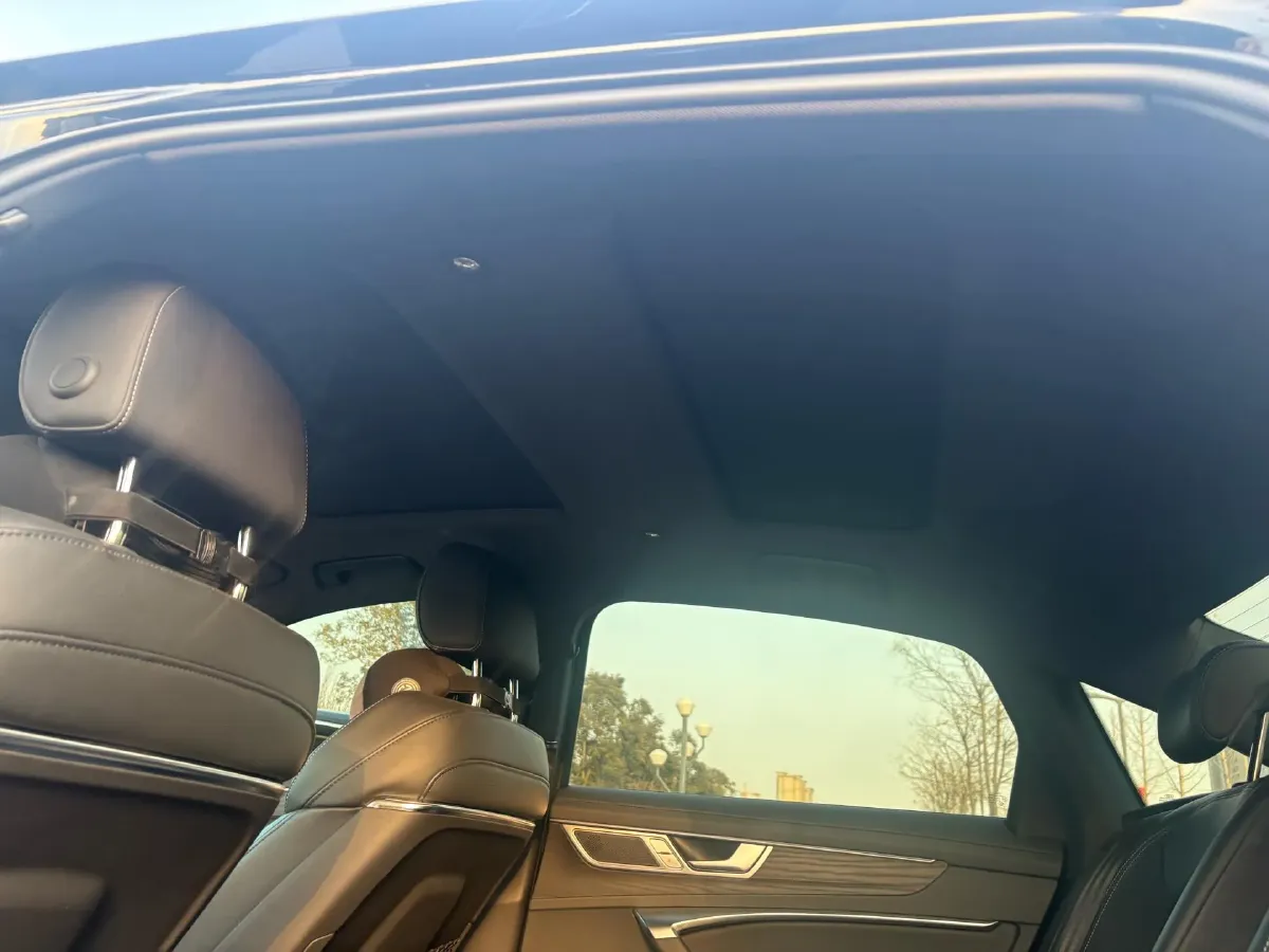 2024 Audi A6L 2.0T 245HP L4 7DCT,autocango,china used car exporter,china ev exporter,chinese used car exporter,chinese used ev exporter