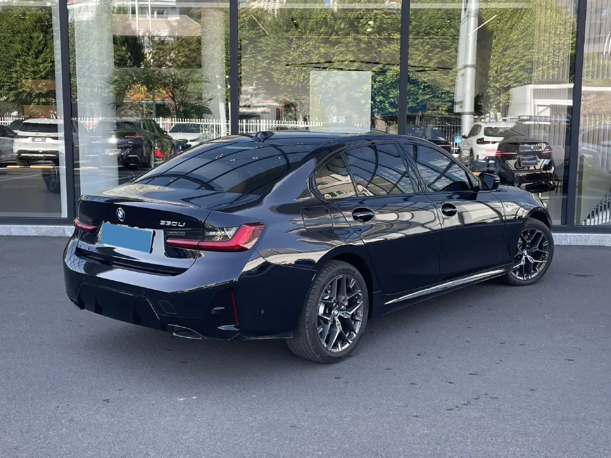 2025 BMW 3 Series 2.0T 245HP L4 8AT,autocango,china used car exporter,china ev exporter,chinese used car exporter,chinese used ev exporter