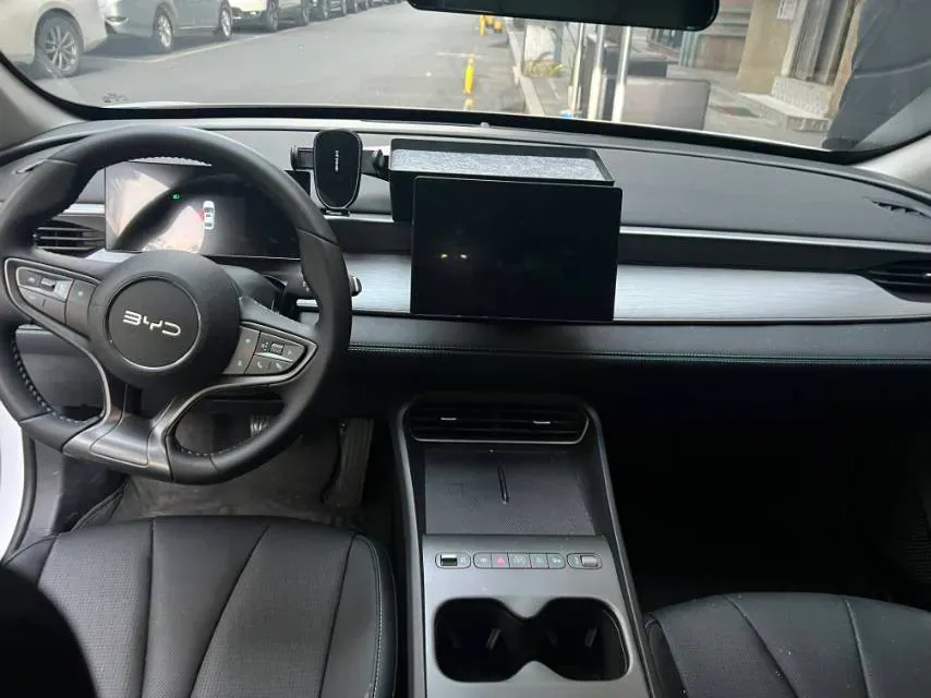 2026 BYD Seal05 DM-i 1.5L 101HP L4 E-CVT PHEV,autocango,china used car exporter,china ev exporter,chinese used car exporter,chinese used ev exporter