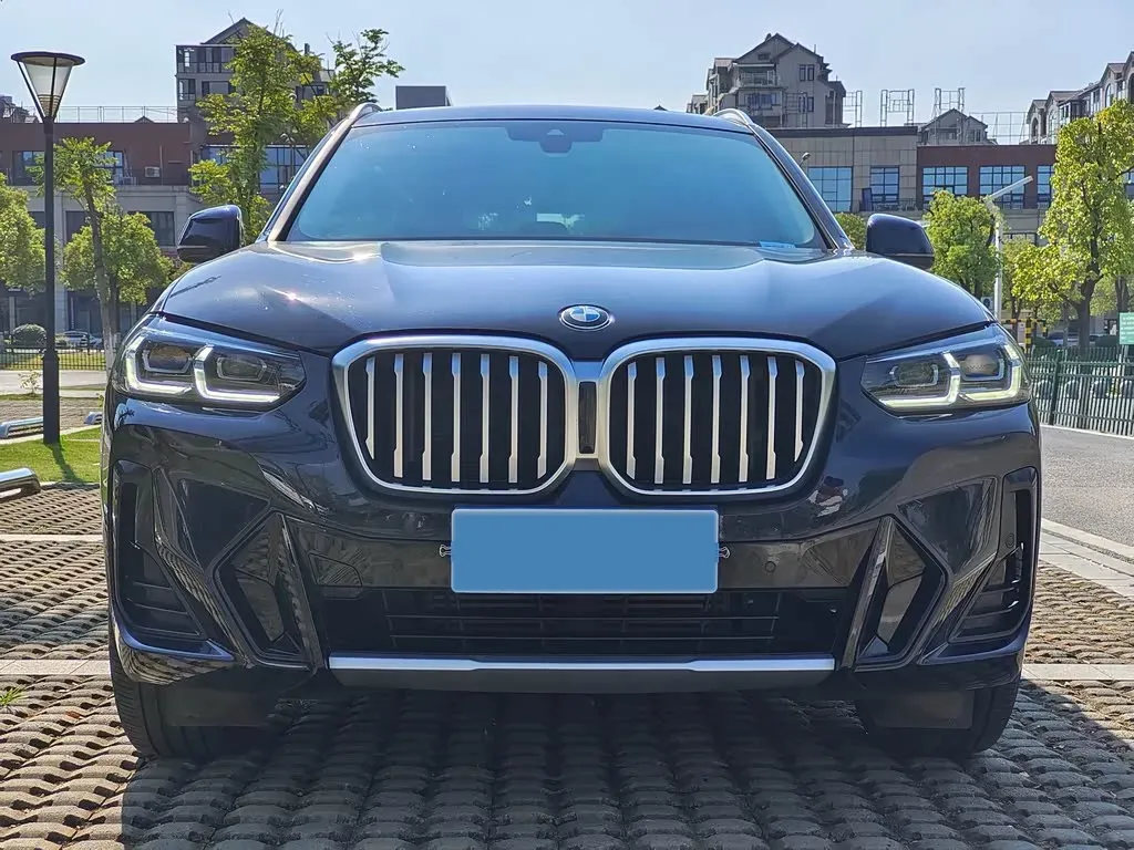 2022 BMW X3 2.0T 184HP L4 8AT,autocango,china used car exporter,china ev exporter,chinese used car exporter,chinese used ev exporter