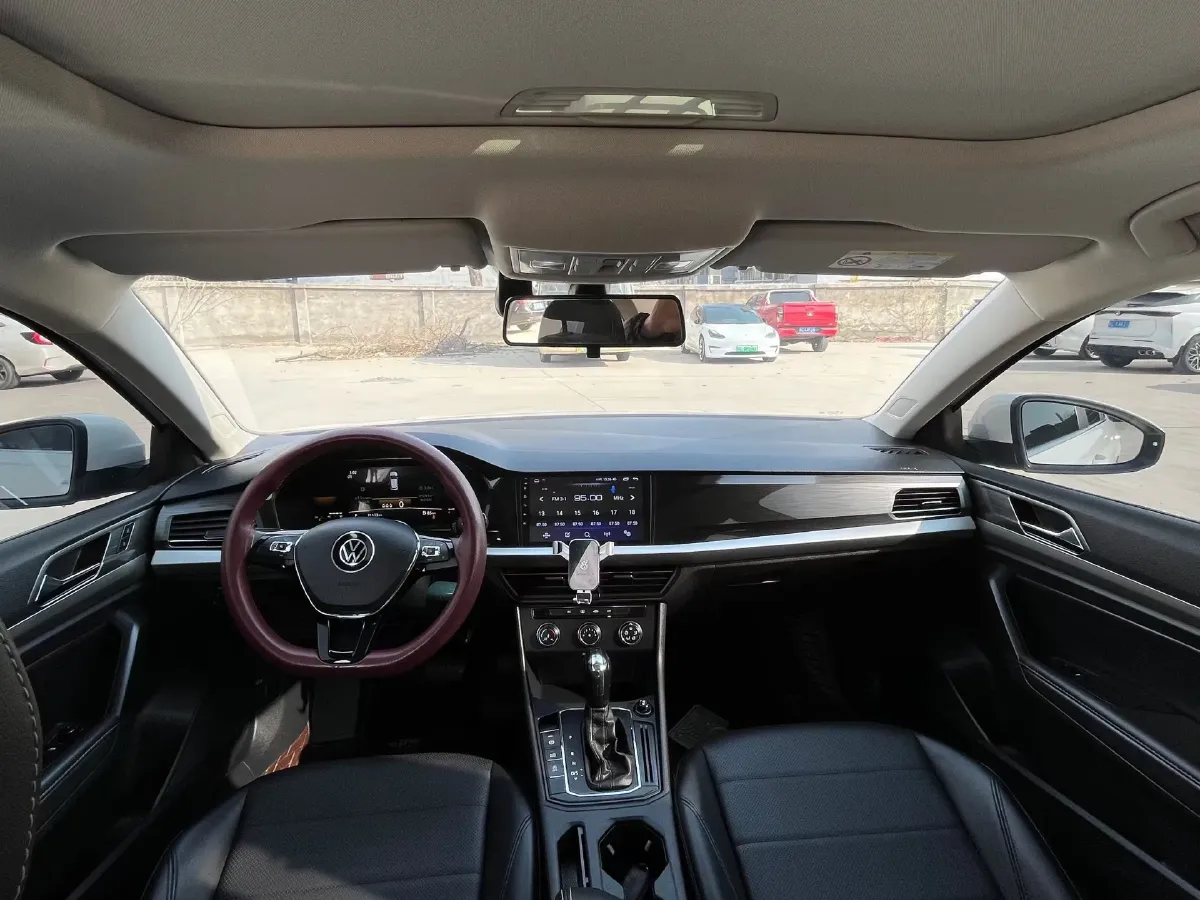 2021 Volkswagen Lavida 1.5L 113HP L4 6AT,autocango,china used car exporter,china ev exporter,chinese used car exporter,chinese used ev exporter