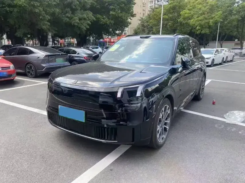 2025 LYNK&CO 900 1.5T 190HP L4 3DHT PHEV 43.3KWH