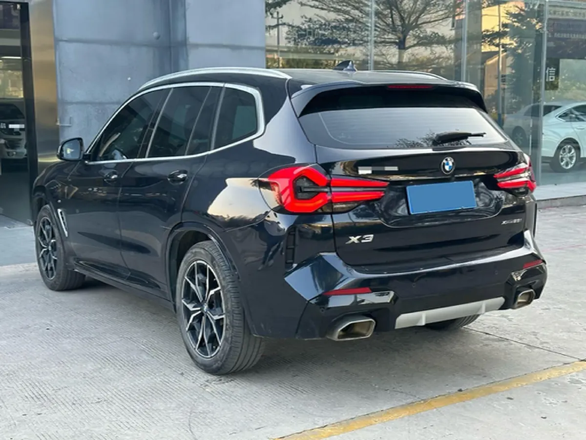 2022 BMW X3 2.0T 184HP L4 8AT,autocango,china used car exporter,china ev exporter,chinese used car exporter,chinese used ev exporter