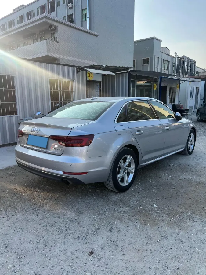 2018 BMW 3 Series 1.5T 136HP L3 8AT,autocango,china used car exporter,china ev exporter,chinese used car exporter,chinese used ev exporter