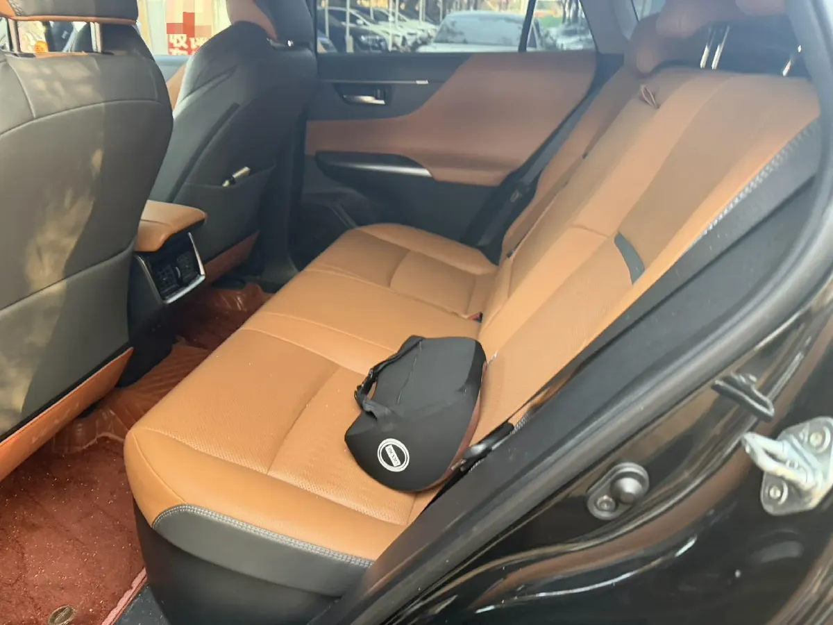 2022 Toyota Venza 2.5L 178HP L4 E-CVT Hybrid,autocango,china used car exporter,china ev exporter,chinese used car exporter,chinese used ev exporter