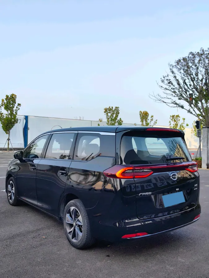 2021 GAC Trumpchi M6 1.5T 169HP L4 7DCT,autocango,china used car exporter,china ev exporter,chinese used car exporter,chinese used ev exporter