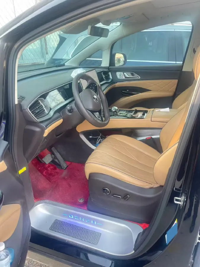 2024 Denza D9 1.5T 139HP L4 E-CVT PHEV 40KWH,autocango,china used car exporter,china ev exporter,chinese used car exporter,chinese used ev exporter