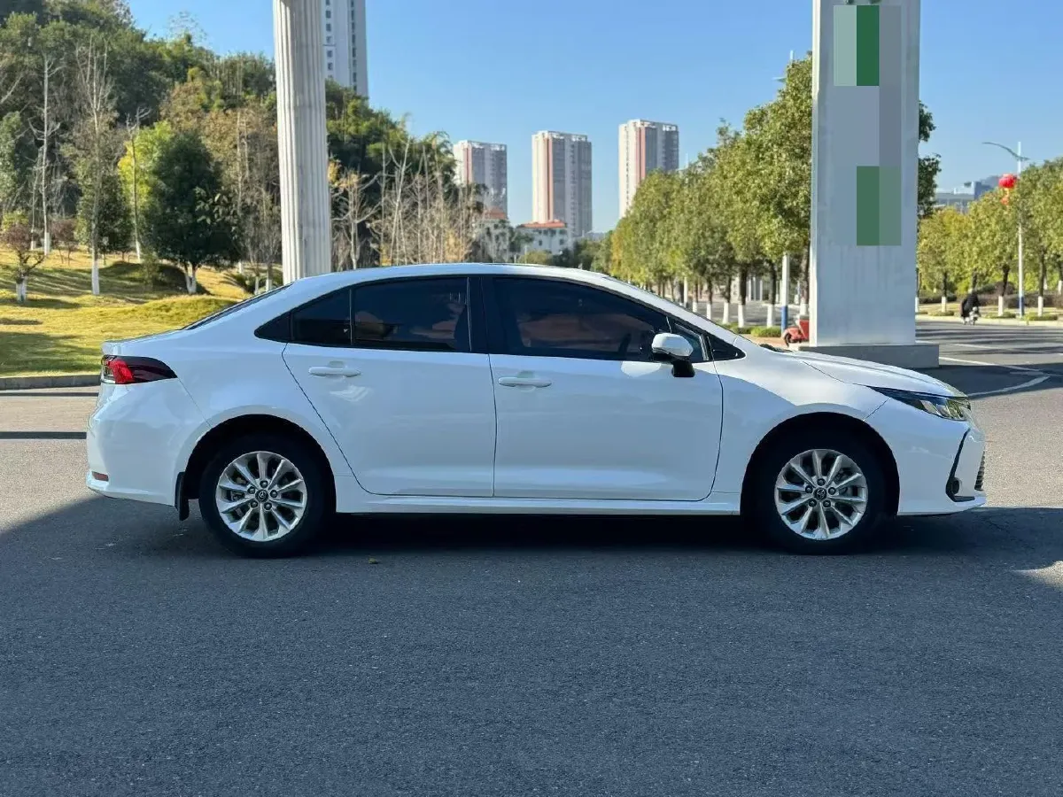 2021 Toyota Corolla 1.2T 116HP L4 CVT,autocango,china used car exporter,china ev exporter,chinese used car exporter,chinese used ev exporter
