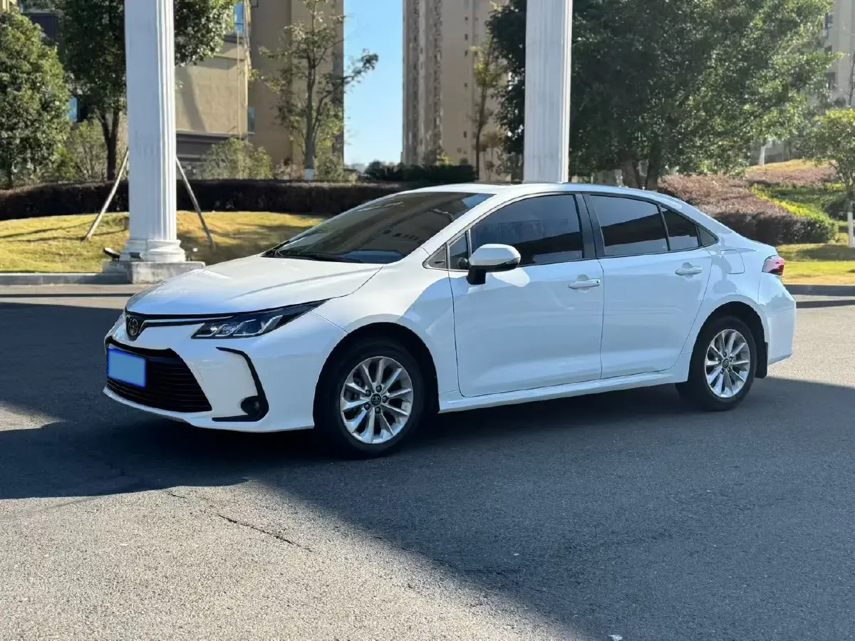 2021 Toyota Corolla 1.2T 116HP L4 CVT