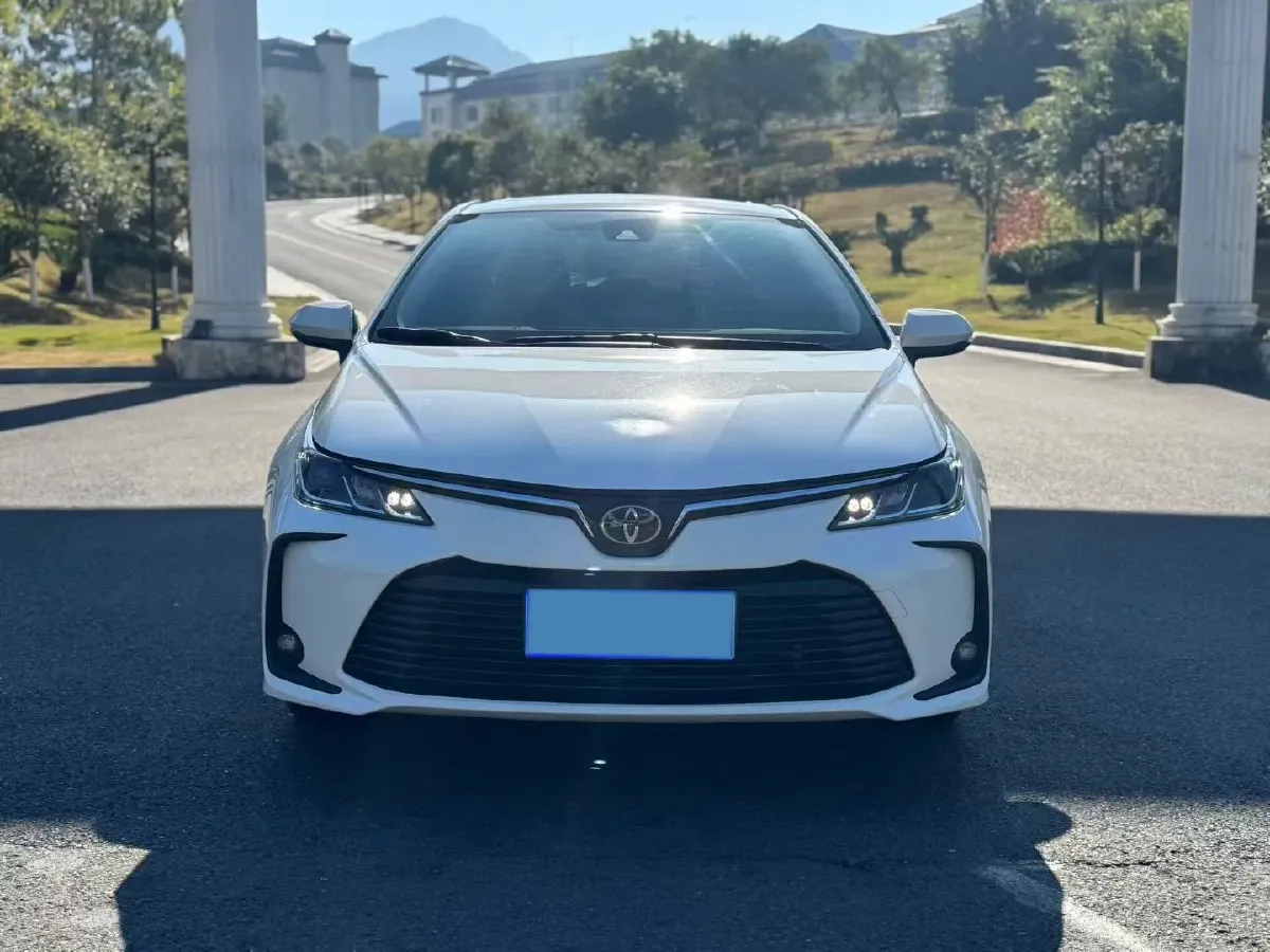 2021 Toyota Corolla 1.2T 116HP L4 CVT,autocango,china used car exporter,china ev exporter,chinese used car exporter,chinese used ev exporter