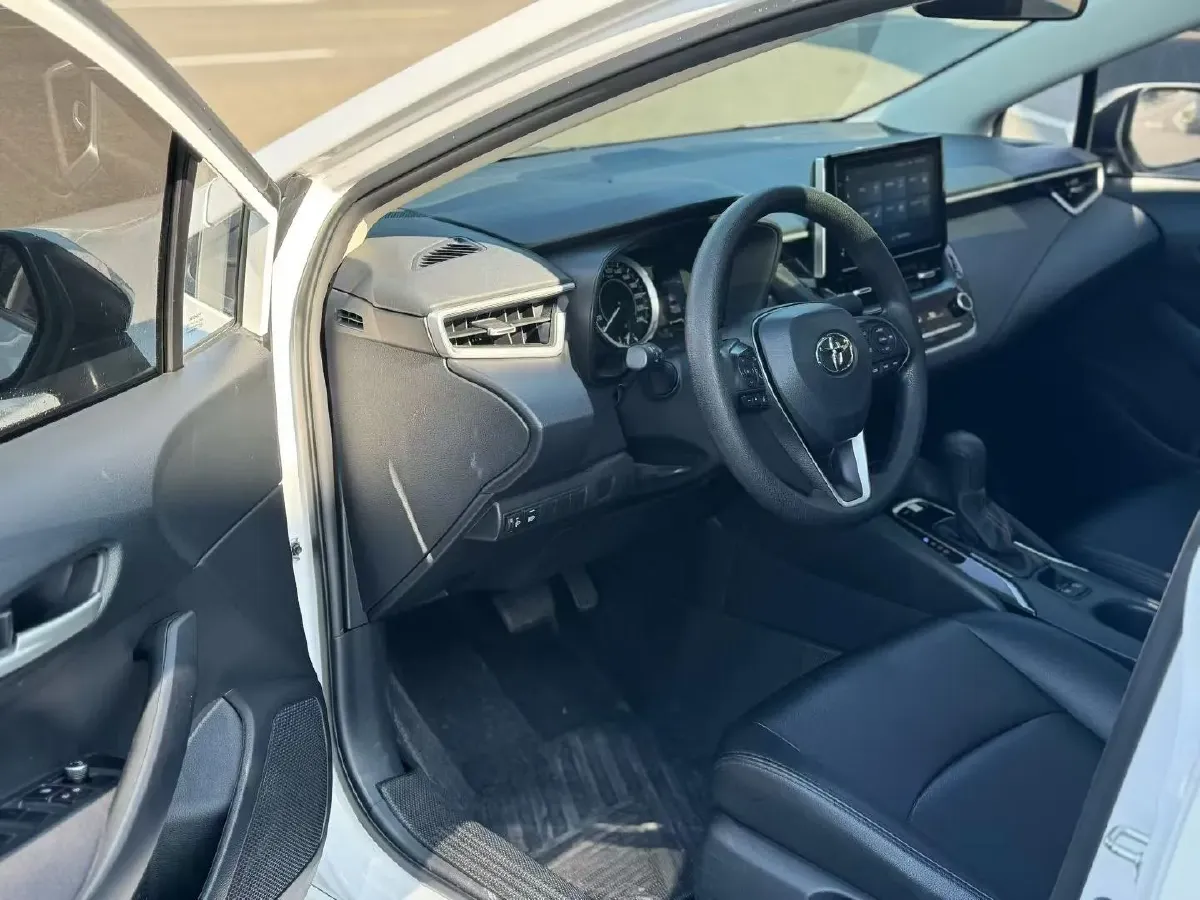 2021 Toyota Corolla 1.2T 116HP L4 CVT,autocango,china used car exporter,china ev exporter,chinese used car exporter,chinese used ev exporter