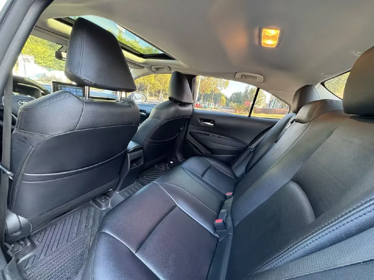 2021 Toyota Corolla 1.2T 116HP L4 CVT,autocango,china used car exporter,china ev exporter,chinese used car exporter,chinese used ev exporter