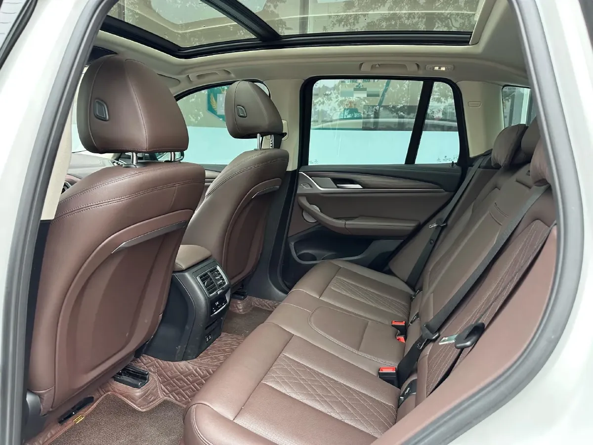 2022 BMW X3 2.0T 252HP L4 8AT,autocango,china used car exporter,china ev exporter,chinese used car exporter,chinese used ev exporter
