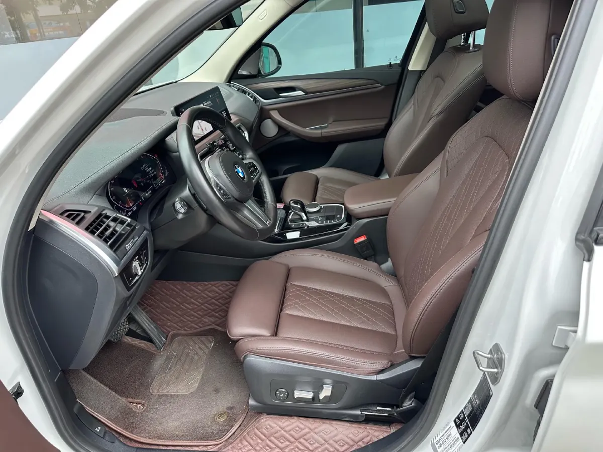 2022 BMW X3 2.0T 252HP L4 8AT,autocango,china used car exporter,china ev exporter,chinese used car exporter,chinese used ev exporter