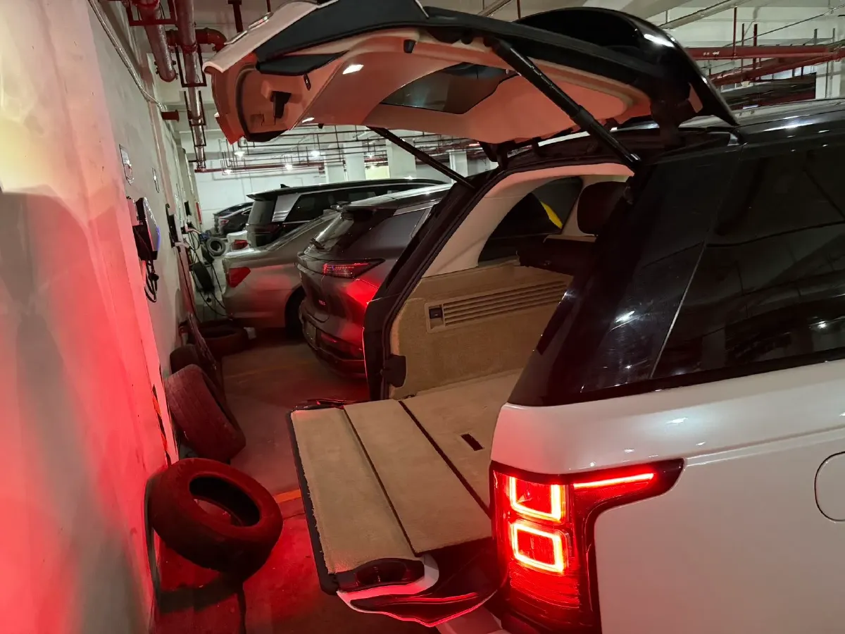 2017 Land Rover Range Rover 3.0T 381HP V6 8AT,autocango,china used car exporter,china ev exporter,chinese used car exporter,chinese used ev exporter