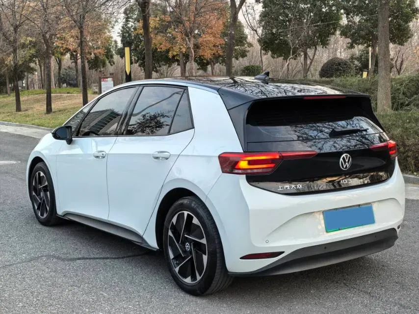 2025 Volkswagen ID.3 BEV 52.8KWH,autocango,china used car exporter,china ev exporter,chinese used car exporter,chinese used ev exporter