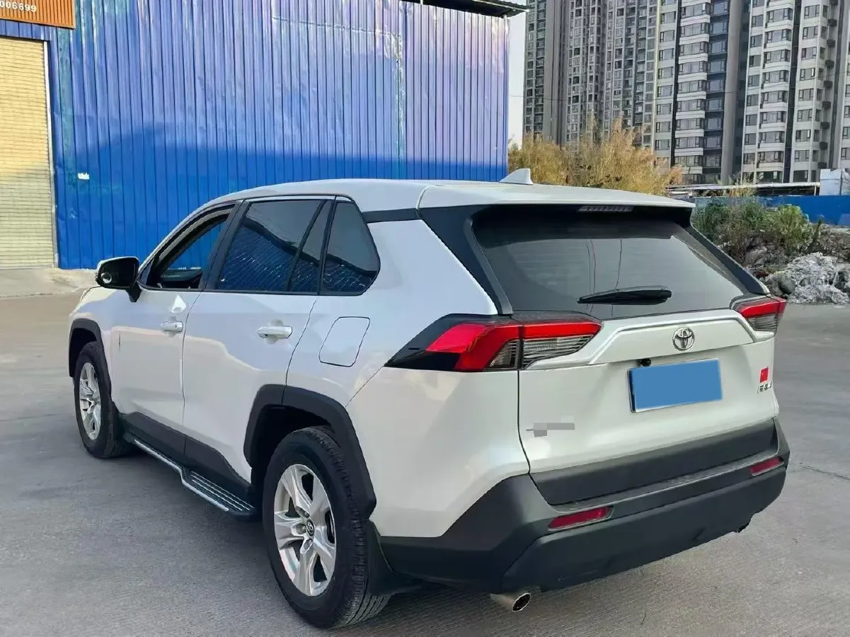 2023 Toyota RAV4 2.0L 171HP L4 CVT,autocango,china used car exporter,china ev exporter,chinese used car exporter,chinese used ev exporter