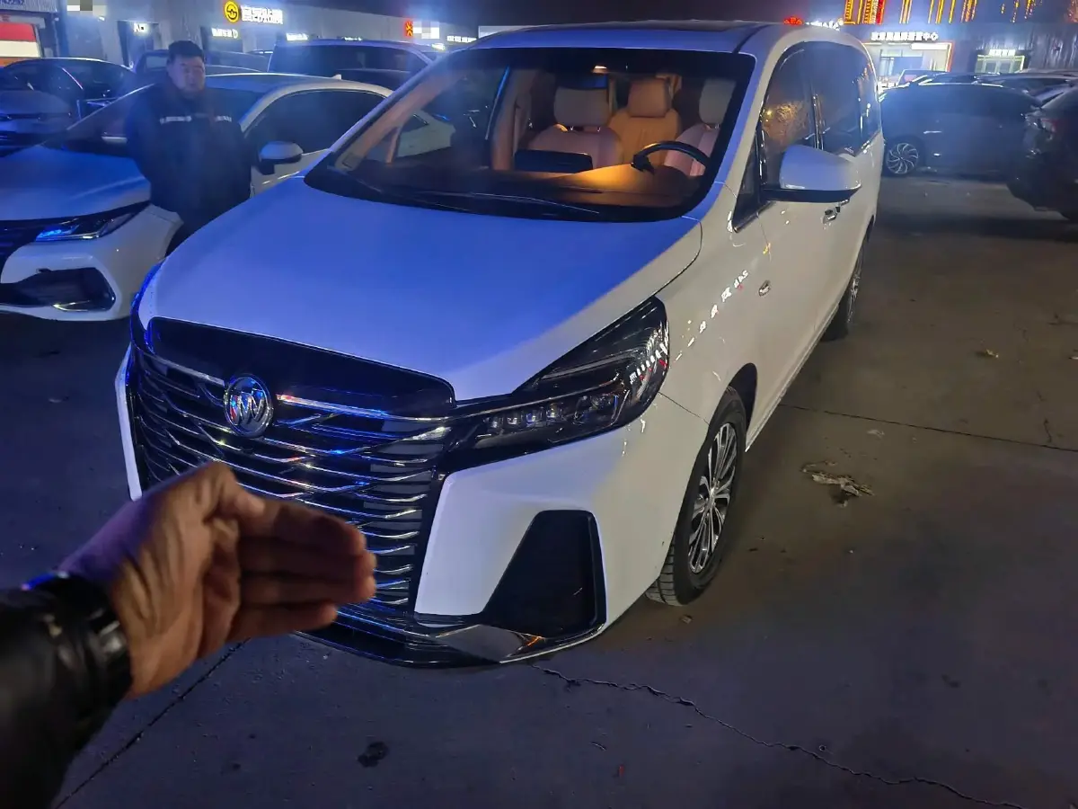 2022 Buick GL8 2.0T 237HP L4 9AT