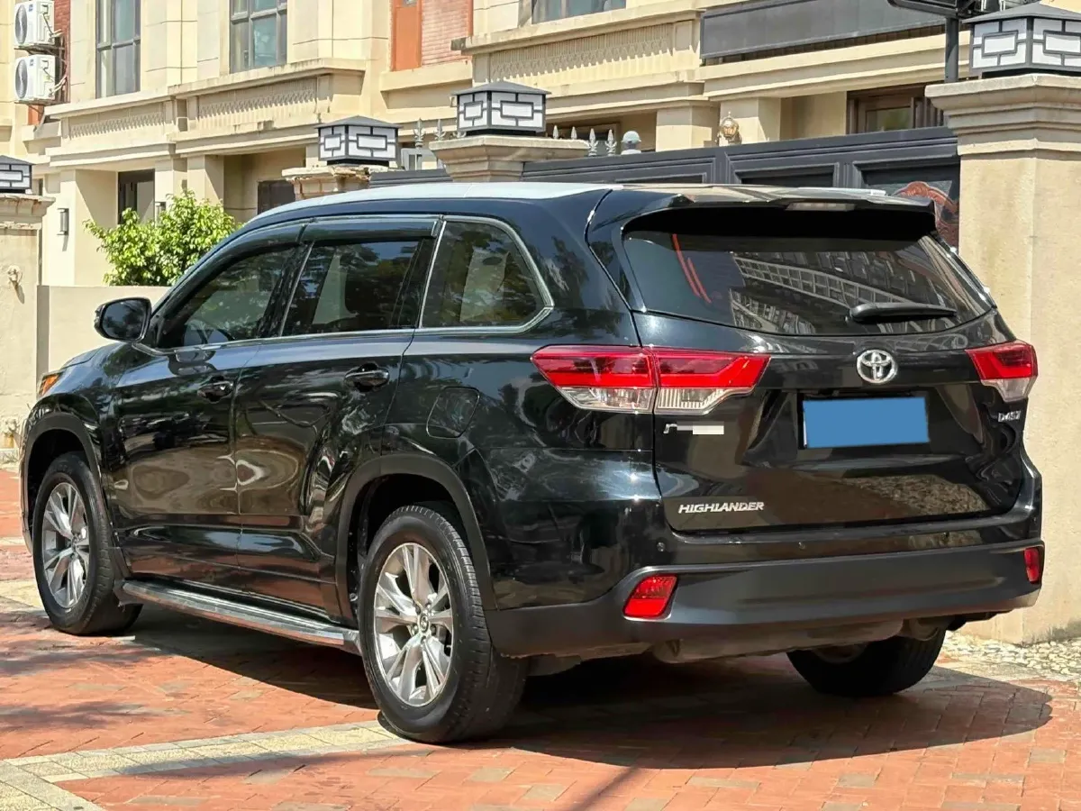 2018 Toyota Highlander 2.0T 220HP L4 6AT,autocango,china used car exporter,china ev exporter,chinese used car exporter,chinese used ev exporter