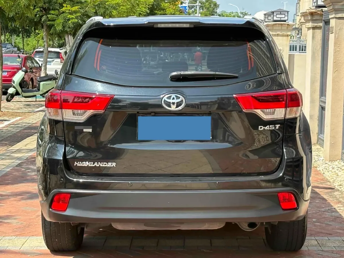 2018 Toyota Highlander 2.0T 220HP L4 6AT,autocango,china used car exporter,china ev exporter,chinese used car exporter,chinese used ev exporter