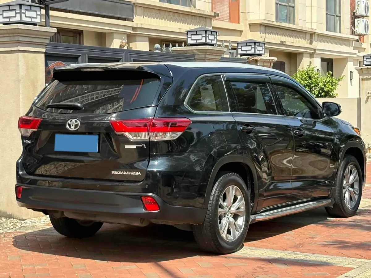 2018 Toyota Highlander 2.0T 220HP L4 6AT,autocango,china used car exporter,china ev exporter,chinese used car exporter,chinese used ev exporter