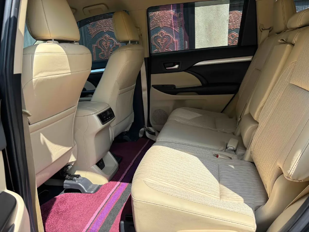 2018 Toyota Highlander 2.0T 220HP L4 6AT,autocango,china used car exporter,china ev exporter,chinese used car exporter,chinese used ev exporter