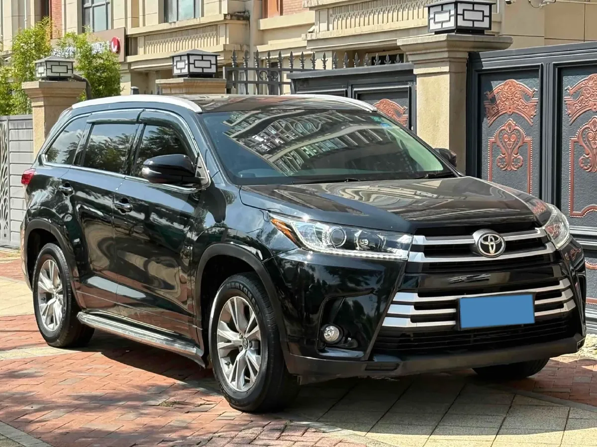 2018 Toyota Highlander 2.0T 220HP L4 6AT,autocango,china used car exporter,china ev exporter,chinese used car exporter,chinese used ev exporter