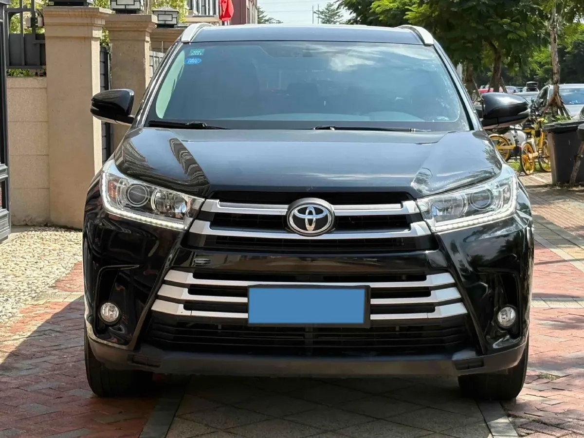 2018 Toyota Highlander 2.0T 220HP L4 6AT,autocango,china used car exporter,china ev exporter,chinese used car exporter,chinese used ev exporter