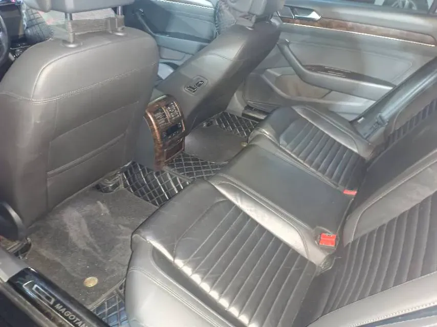 2018 Volkswagen Magotan 1.8T 180HP L4 7DCT,autocango,china used car exporter,china ev exporter,chinese used car exporter,chinese used ev exporter