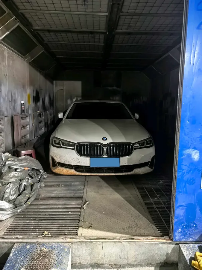2021 BMW 5 Series 2.0T 184HP L4 8AT,autocango,china used car exporter,china ev exporter,chinese used car exporter,chinese used ev exporter
