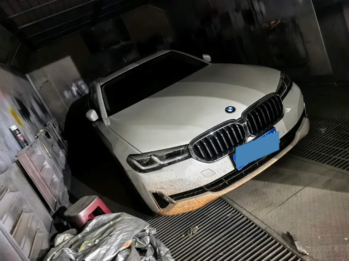 2021 BMW 5 Series 2.0T 184HP L4 8AT,autocango,china used car exporter,china ev exporter,chinese used car exporter,chinese used ev exporter