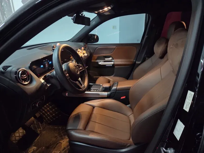 2021 Mercedes-Benz GLB Class 1.3T 163HP L4 7DCT,autocango,china used car exporter,china ev exporter,chinese used car exporter,chinese used ev exporter