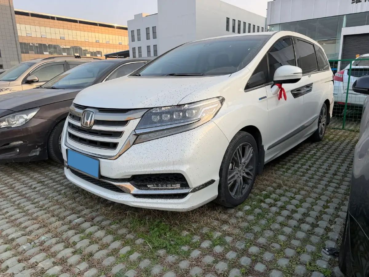 2019 Honda Elysioin 2.0L 146HP L4 E-CVT Hybrid