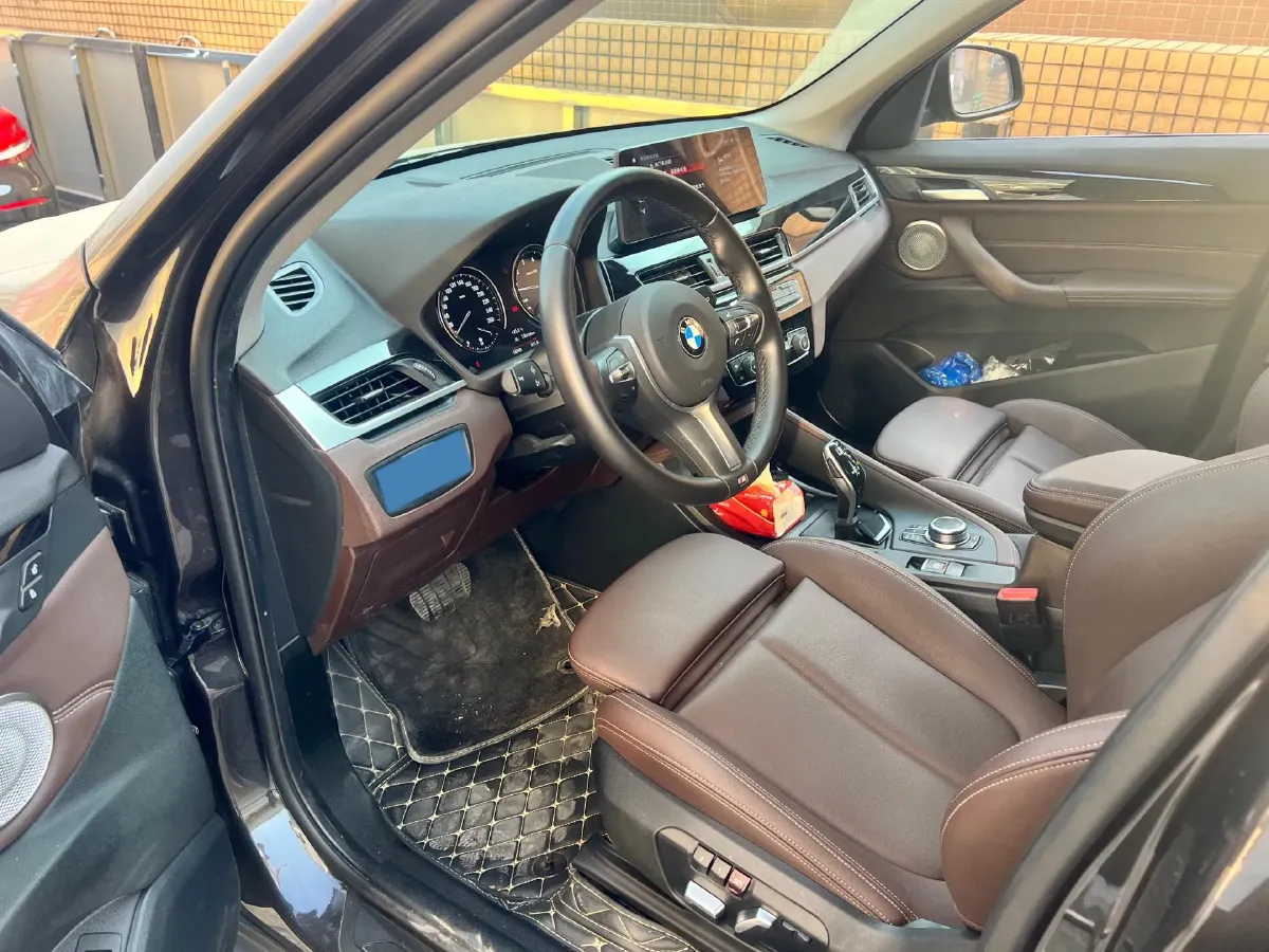 2022 BMW X1 2.0T 192HP L4 7DCT,autocango,china used car exporter,china ev exporter,chinese used car exporter,chinese used ev exporter