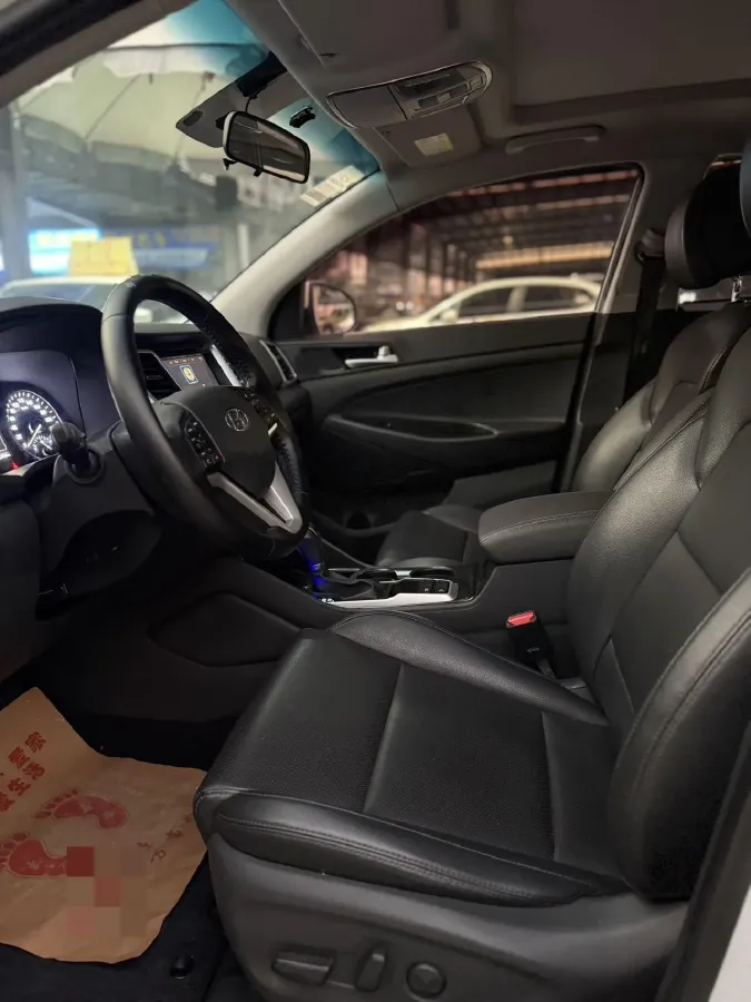 2015 Hyundai Tucson 1.6T 177HP L4 7DCT,autocango,china used car exporter,china ev exporter,chinese used car exporter,chinese used ev exporter