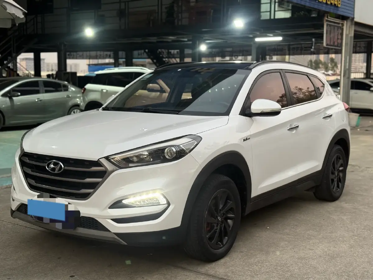 2015 Hyundai Tucson 1.6T 177HP L4 7DCT