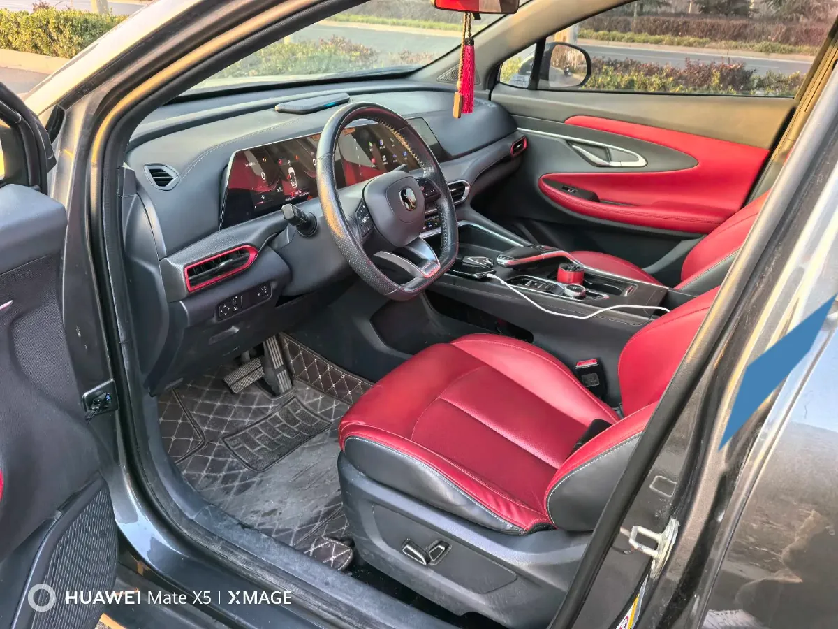 2020 ChangAn UNI-T 1.5T 180HP L4 7DCT,autocango,china used car exporter,china ev exporter,chinese used car exporter,chinese used ev exporter