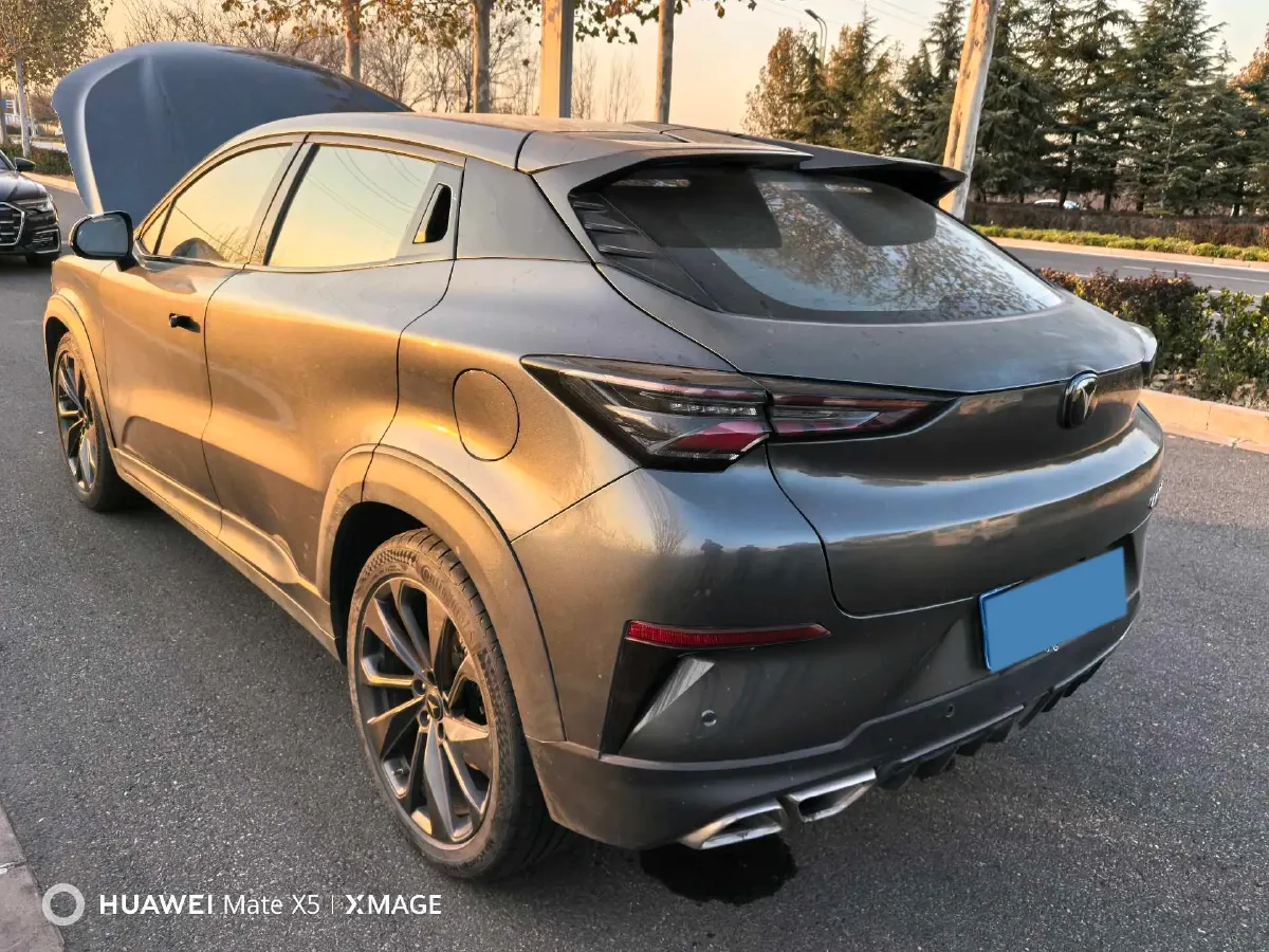 2020 ChangAn UNI-T 1.5T 180HP L4 7DCT,autocango,china used car exporter,china ev exporter,chinese used car exporter,chinese used ev exporter