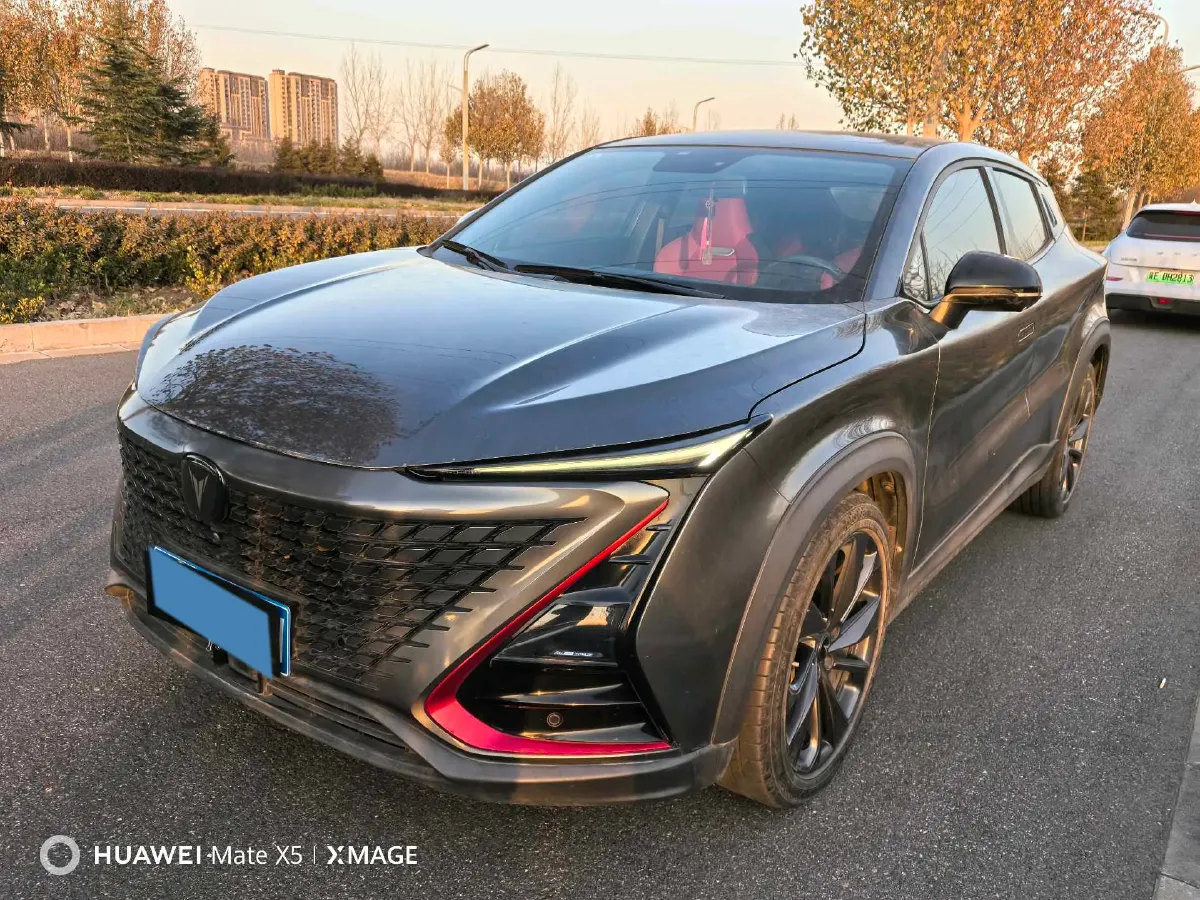 2020 ChangAn UNI-T 1.5T 180HP L4 7DCT,autocango,china used car exporter,china ev exporter,chinese used car exporter,chinese used ev exporter