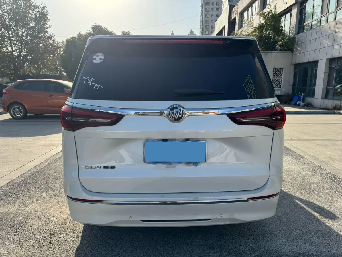 2023 Buick GL8 2.0T 237HP L4 9AT,autocango,china used car exporter,china ev exporter,chinese used car exporter,chinese used ev exporter