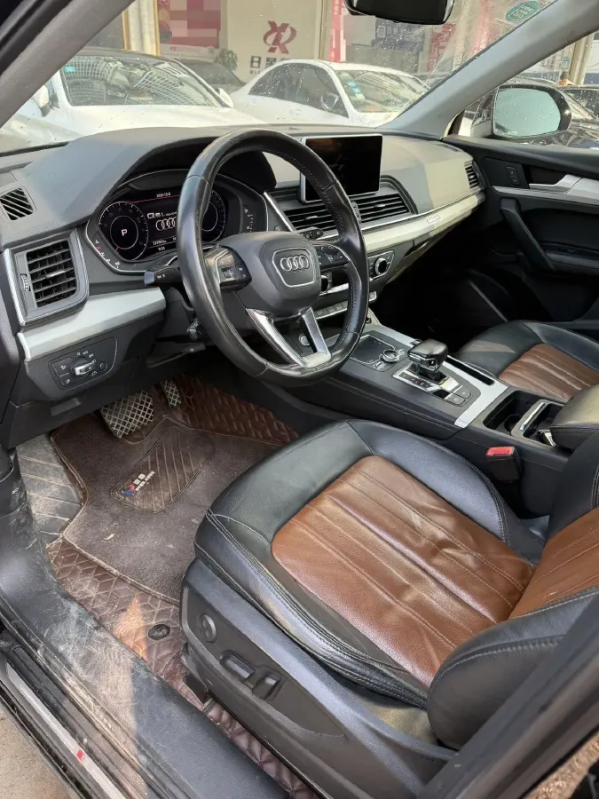 2018 Audi Q5L 2.0T 190HP L4 7DCT,autocango,china used car exporter,china ev exporter,chinese used car exporter,chinese used ev exporter