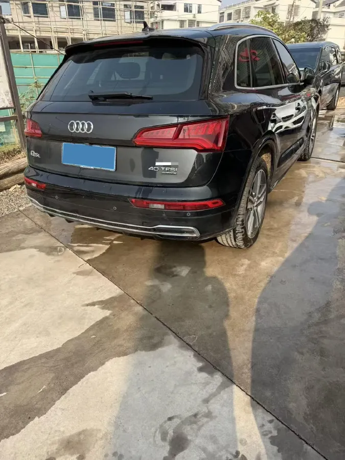 2018 Audi Q5L 2.0T 190HP L4 7DCT,autocango,china used car exporter,china ev exporter,chinese used car exporter,chinese used ev exporter