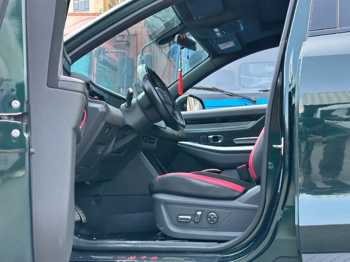 2023 Jetour DASHING i-DM 1.5T 156HP L4 3DHT PHEV 19.27KWH,autocango,china used car exporter,china ev exporter,chinese used car exporter,chinese used ev exporter