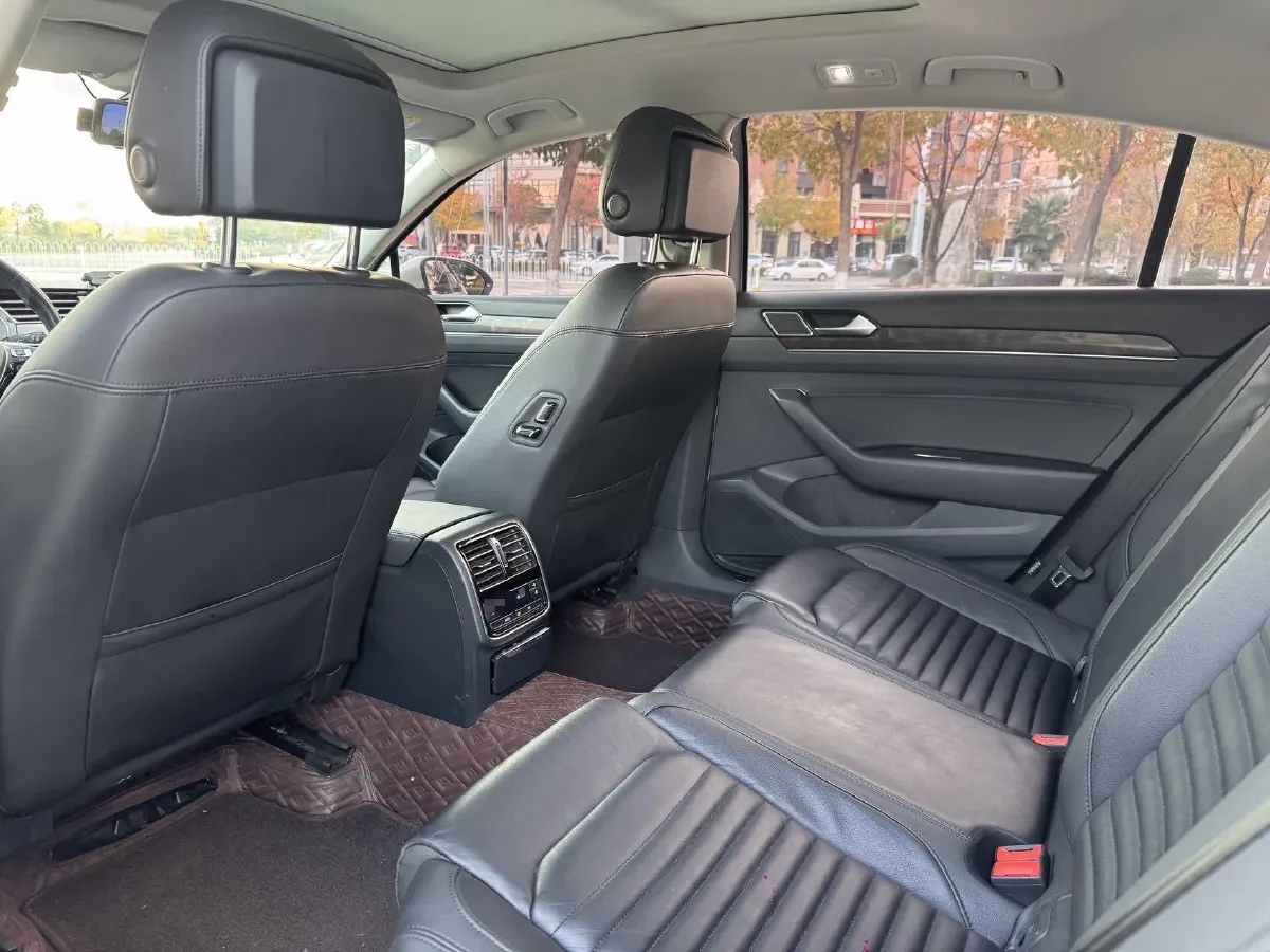 2019 Volkswagen Tayron 2.0T 186HP L4 7DCT,autocango,china used car exporter,china ev exporter,chinese used car exporter,chinese used ev exporter