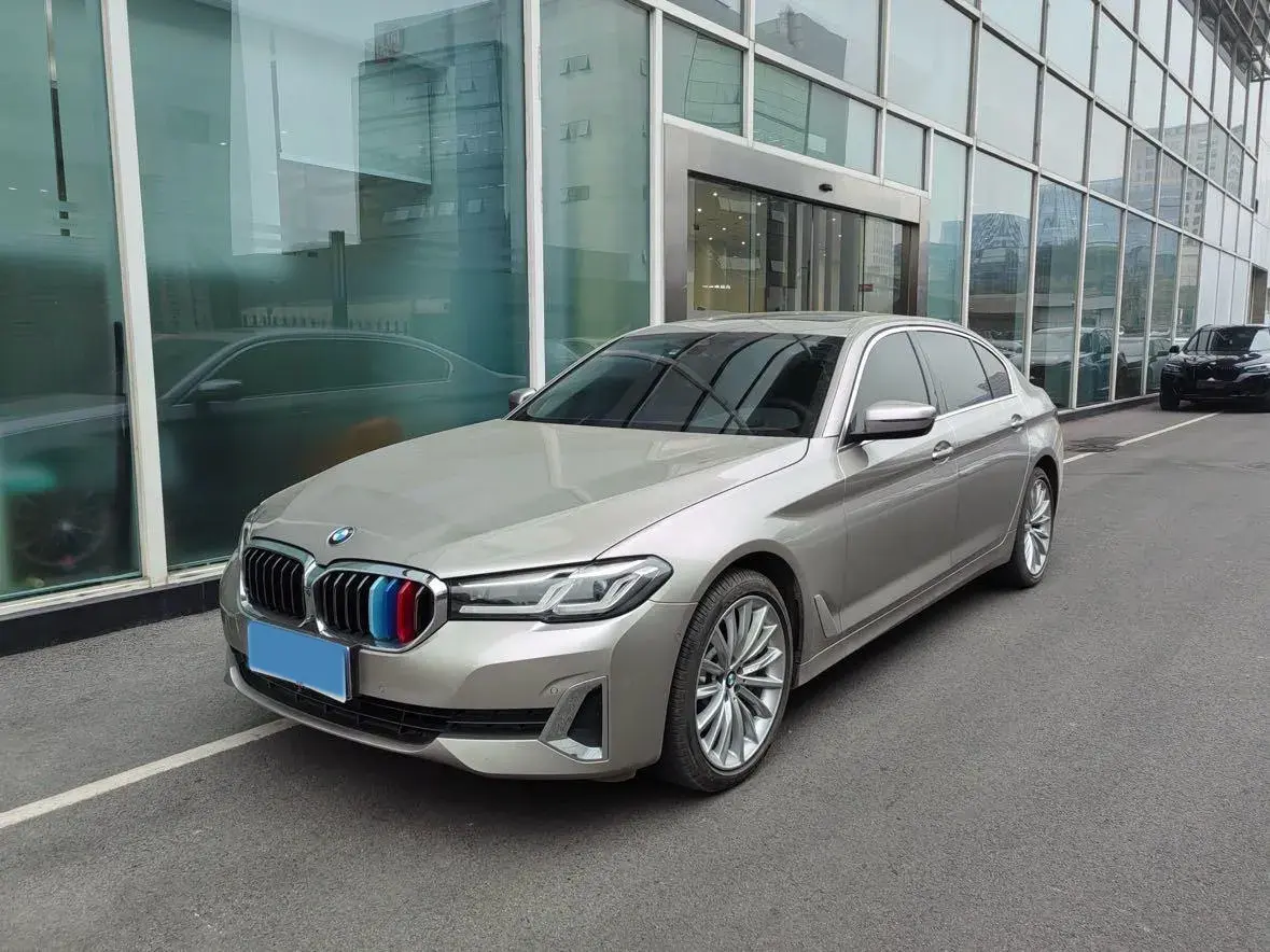 2021 BMW 5 Series 2.0T 252HP L4 8AT