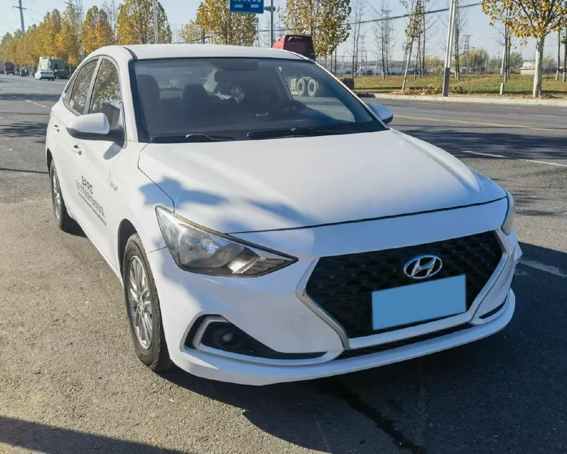 2020 Hyundai Celesta 1.6L 123HP L4 6AT,autocango,china used car exporter,china ev exporter,chinese used car exporter,chinese used ev exporter