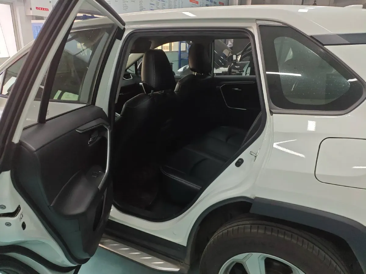 2020 Toyota RAV4 2.0L 171HP L4 CVT,autocango,china used car exporter,china ev exporter,chinese used car exporter,chinese used ev exporter