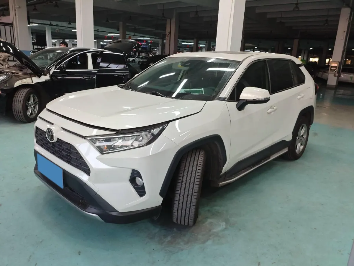2020 Toyota RAV4 2.0L 171HP L4 CVT,autocango,china used car exporter,china ev exporter,chinese used car exporter,chinese used ev exporter