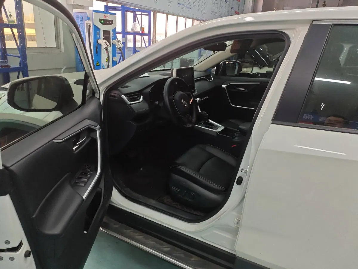 2020 Toyota RAV4 2.0L 171HP L4 CVT,autocango,china used car exporter,china ev exporter,chinese used car exporter,chinese used ev exporter